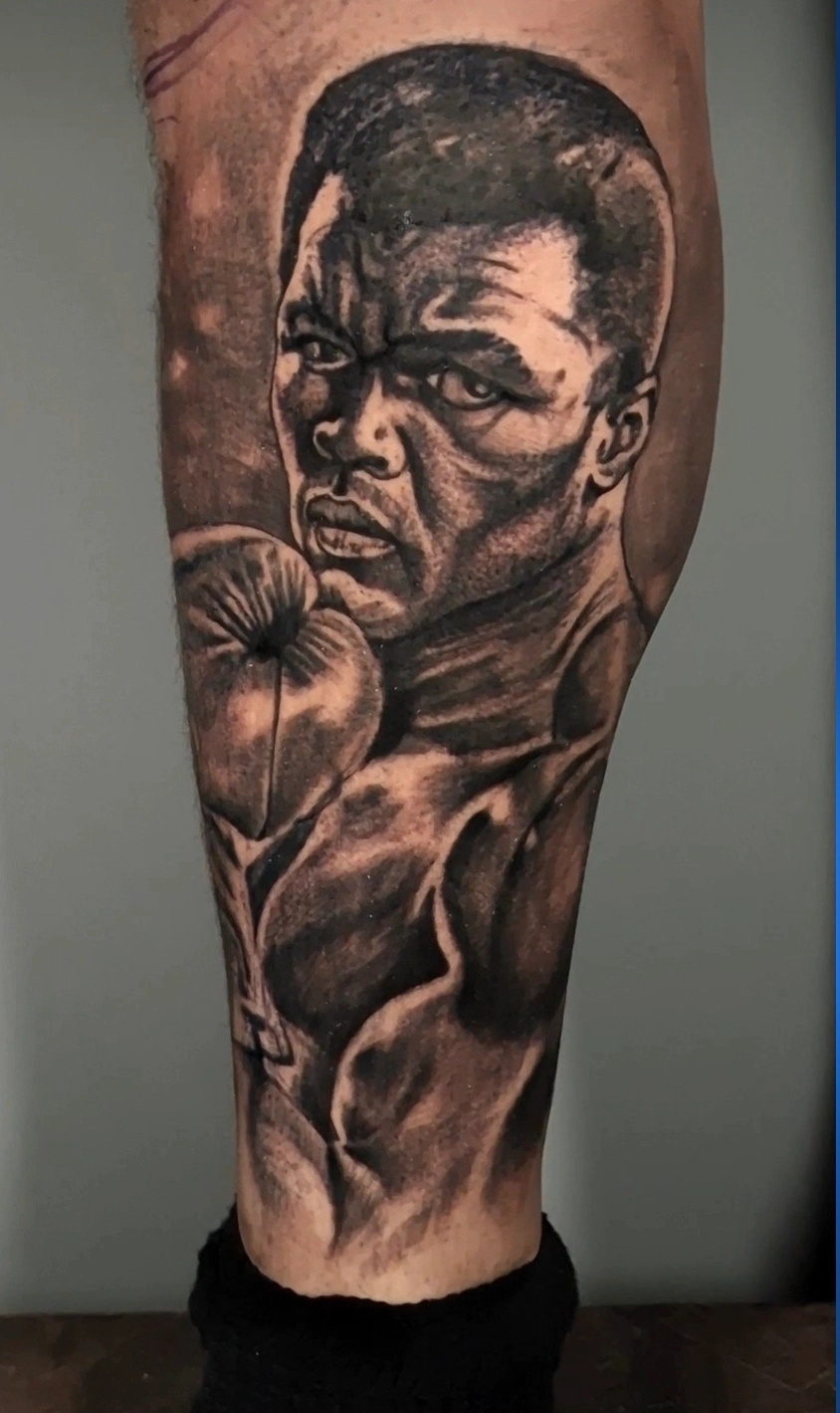 Реалистичен портрет татуировка — Море От Мастило Бургас